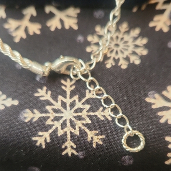 Montana Silversmiths Gold and Silver Necklace And Earring Set - Picture 3 of 5